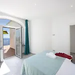 Deluxe Ecuba Villa