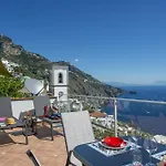 Villa Deluxe Ecuba