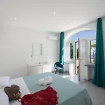 Deluxe Ecuba Βίλα