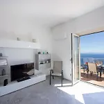 Βίλα Deluxe Ecuba