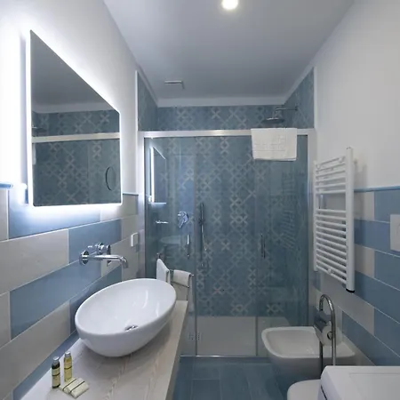 Deluxe Ecuba Villa